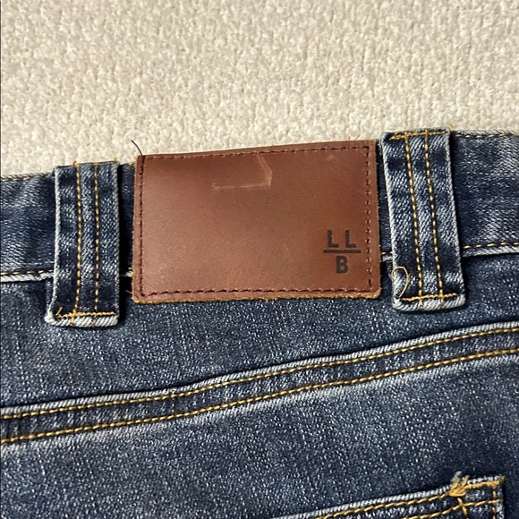 L.L. Bean Dark Blue Straight Jeans - Picture 9 of 9
